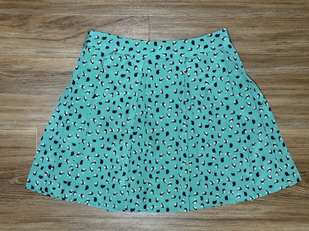 Collective Concepts Turquoise Pleated Blue Bird Mini Skirt - Women's Size M